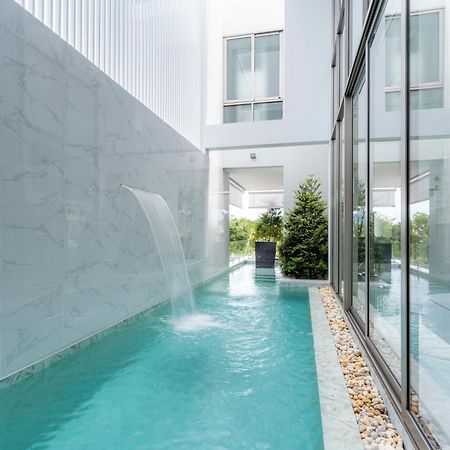 The Residence By Andaman Villa Phuket Esterno foto