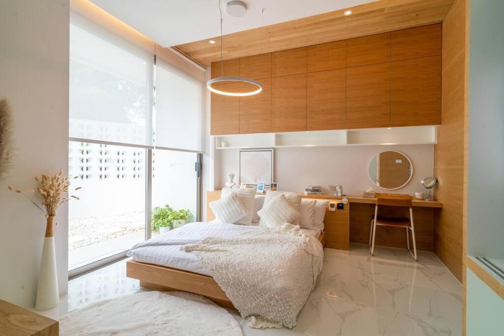 The Residence By Andaman Villa Phuket Esterno foto